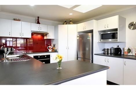 Photo of property in 14 Wiltshire Place, Stoke, Nelson, 7011