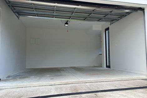 Photo of property in 4e Knights Road, Rosedale, Auckland, 0632