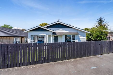 Photo of property in 3 Tukapa Street, Westown, New Plymouth, 4310
