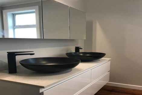 Photo of property in 51 High Street, Island Bay, Wellington, 6023