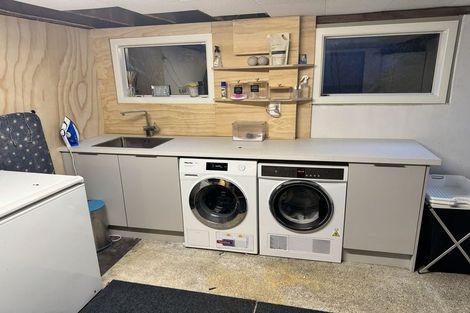 Photo of property in 490 Tay Street, Hawthorndale, Invercargill, 9810