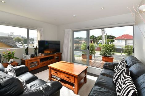 Photo of property in 205/252 Centreway Road, Orewa, 0931