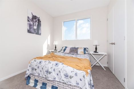 Photo of property in 13 Barrique Road, Kumeu, 0810