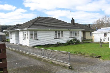 Photo of property in 54 Karaka Street, Wainuiomata, Lower Hutt, 5014