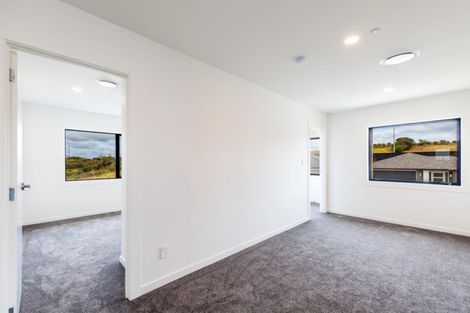 Photo of property in 4 Ahorangi Road, Silverdale, 0932