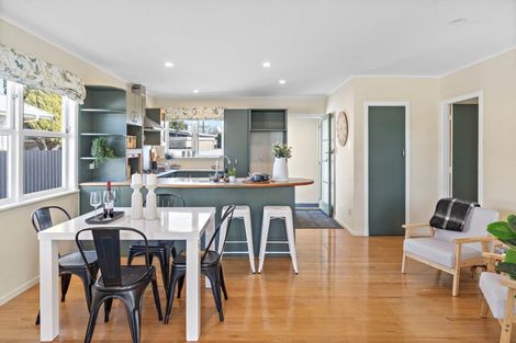 Photo of property in 68 New York Street, Martinborough, 5711