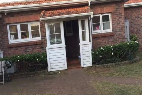 Photo of property in 7 Otahuri Crescent, Greenlane, Auckland, 1051