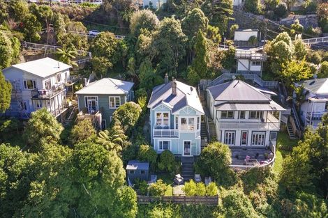 Photo of property in 27 Mortimer Terrace, Aro Valley, Wellington, 6021