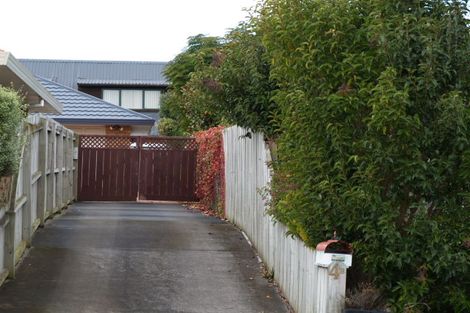 Photo of property in 4b Bard Place, Golflands, Auckland, 2013
