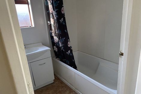 Photo of property in 1b Elizabeth Street, Papakura, 2110