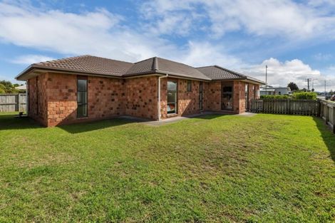 Photo of property in 1 Resolution Place, One Tree Point, 0118