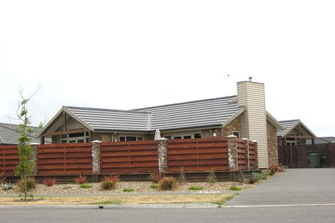 Photo of property in 66 Rothesay Road, Parklands, Christchurch, 8083