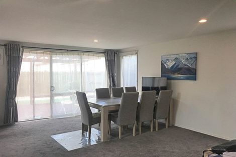 Photo of property in 30 Bruce Pulman Drive, Takanini, 2112