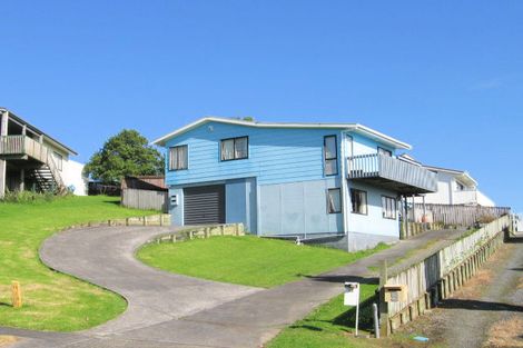 Photo of property in 11 Sentosa Place, Clover Park, Auckland, 2019
