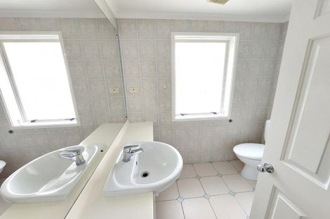 Photo of property in 11 Santa Ana Drive, Shamrock Park, Auckland, 2016