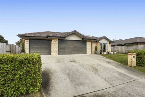 Photo of property in 6 Holly Place, Rototuna North, Hamilton, 3210