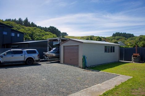 Photo of property in 2 Takahe Drive, South Bay, Kaikoura, 7300