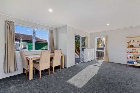 Photo of property in 12 Childers Road, Ranui, Auckland, 0612
