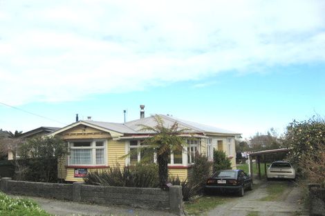 Photo of property in 6 Ashmore Avenue, Cobden, Greymouth, 7802