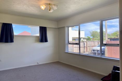 Photo of property in 8 Renwick Place, Hillmorton, Christchurch, 8025