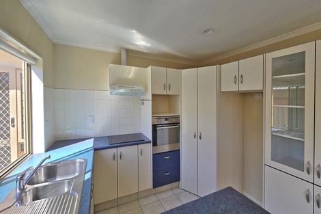 Photo of property in 12 Caulfield Place, Taradale, Napier, 4112