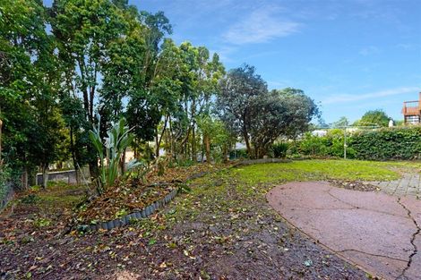 Photo of property in 151 Waimumu Road, Massey, Auckland, 0614