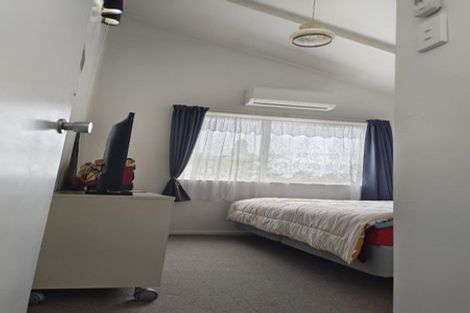 Photo of property in 1/27 Brandon Road, Glen Eden, Auckland, 0602