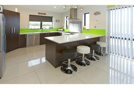 Photo of property in 114 Voyager Drive, Gulf Harbour, Whangaparaoa, 0930