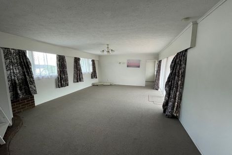 Photo of property in 24 Estuary Road, Weymouth, Auckland, 2103