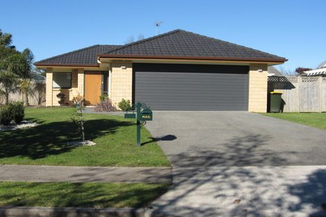 Photo of property in 6 Avonglen Court, Wattle Downs, Auckland, 2103