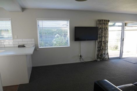 Photo of property in 1/38 Epsom Road, Sockburn, Christchurch, 8042