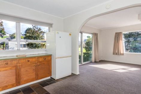 Photo of property in 3/44 Sunnyside Road, Sunnyvale, Auckland, 0612