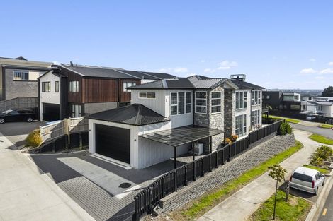 Photo of property in 9 Bremner Ridge Street, Flat Bush, Auckland, 2019