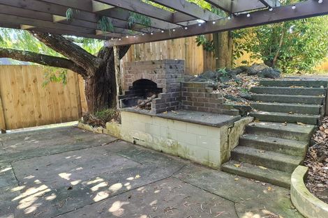 Photo of property in 26 Ambury Road, Mangere Bridge, Auckland, 2022