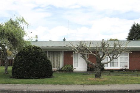 Photo of property in 1 Gear Street, Utuhina, Rotorua, 3015