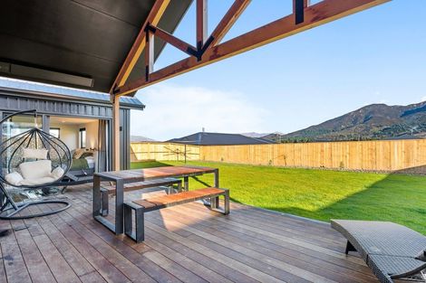 Photo of property in 3 Tomtit Crescent, Lake Hawea, Wanaka, 9382