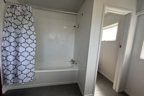 Photo of property in 16 Hall Avenue, Mangere, Auckland, 2022