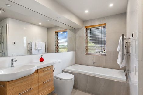 Photo of property in 12 Millway Place, Huntsbury, Christchurch, 8022