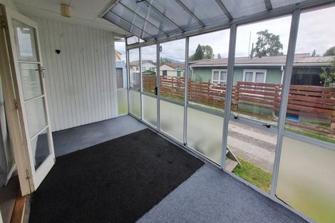 Photo of property in 48 Robinson Avenue, Holdens Bay, Rotorua, 3010