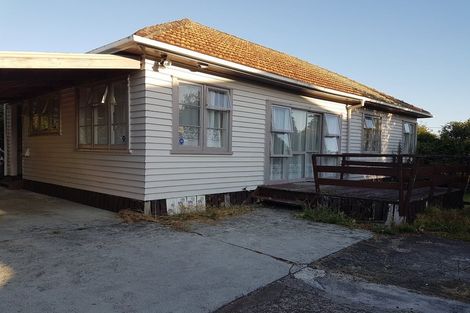 Photo of property in 1/3170 Great North Road, New Lynn, Auckland, 0600
