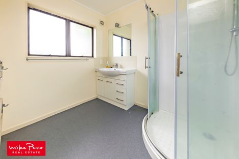 Photo of property in 20 Dungarvon Place, Clendon Park, Auckland, 2103