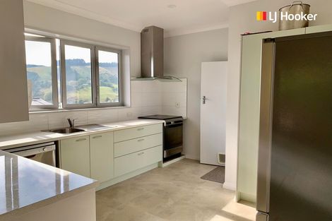 Photo of property in 1 Jane Street, Macandrew Bay, Dunedin, 9014