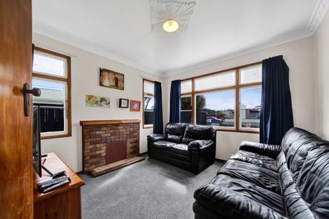 Photo of property in 1 Disraeli Street, Hawera, 4610