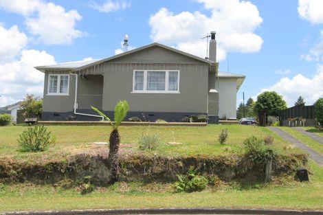Photo of property in 14 Hillsview Crescent, Taumarunui, 3920