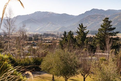 Photo of property in 25 Fort Place, Hawea Flat, Lake Hawea, 9382