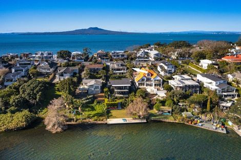 Photo of property in 306 Hurstmere Road, Takapuna, Auckland, 0622