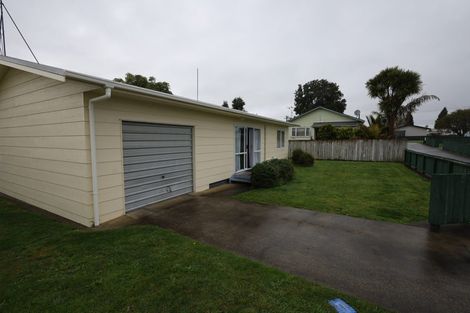 Photo of property in 16f Harris Street, Te Puke, 3119
