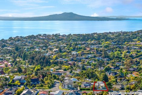 Photo of property in 82 Kowhai Road, Campbells Bay, Auckland, 0630