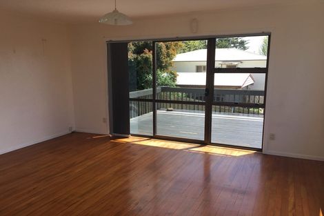 Photo of property in 63 Glamorgan Drive, Torbay, Auckland, 0630