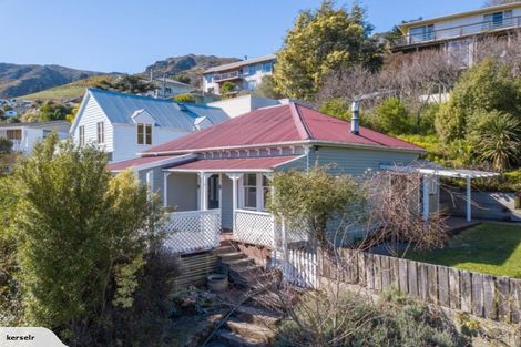 Photo of property in 56 Saint Davids Street, Lyttelton, 8082